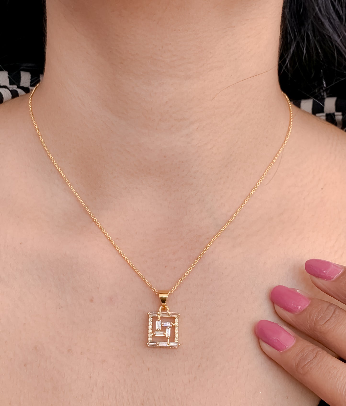 American Diamonds Diamond And Chowki Diamond All Plating Nice Chain Pendant (Necles) - Chain Pendal - Belleza Jewels