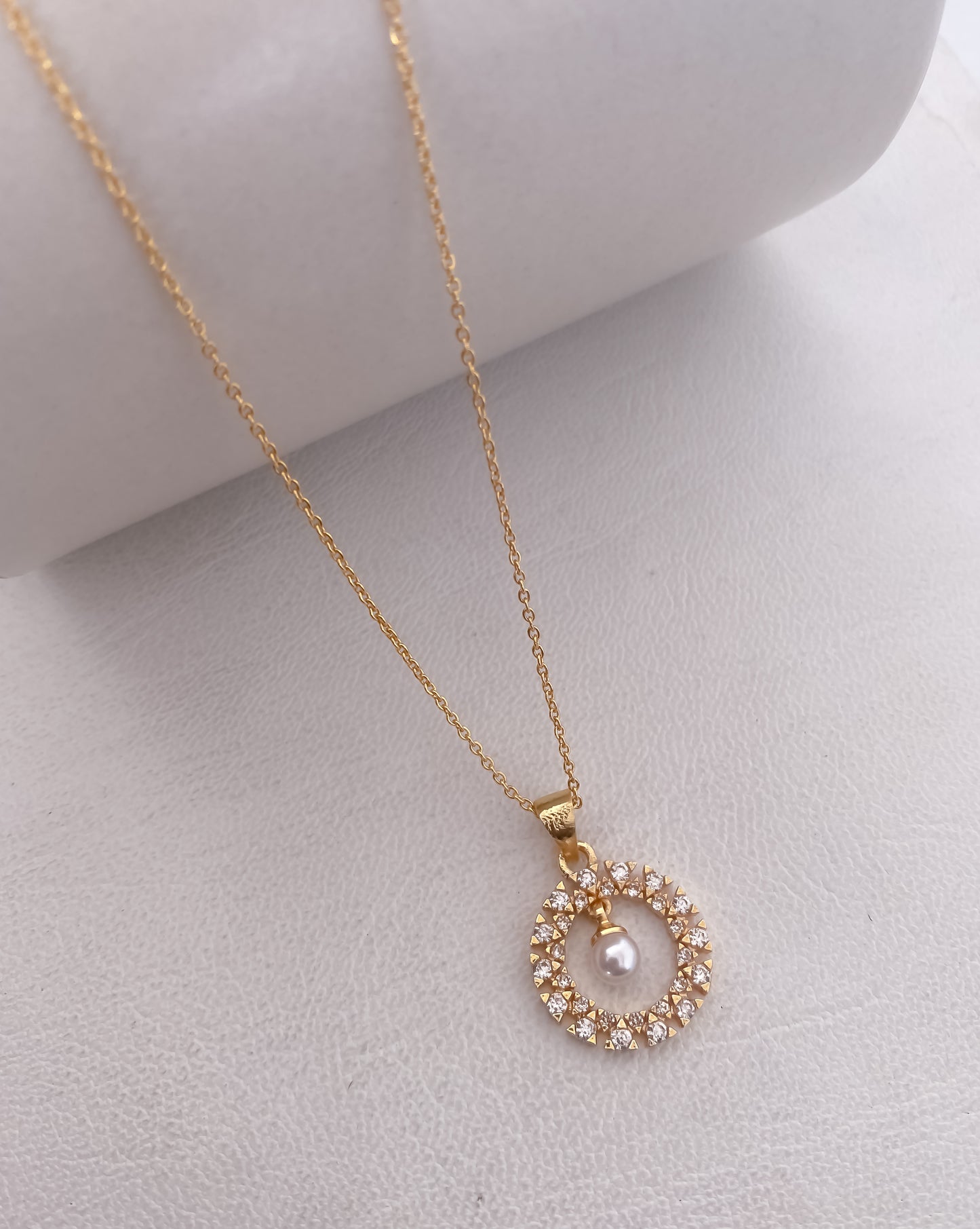 American Diamond Silver Rose Gold and Gold Plated Nice Delicate Pendant With Chain - Chain Pendal - Belleza Jewels