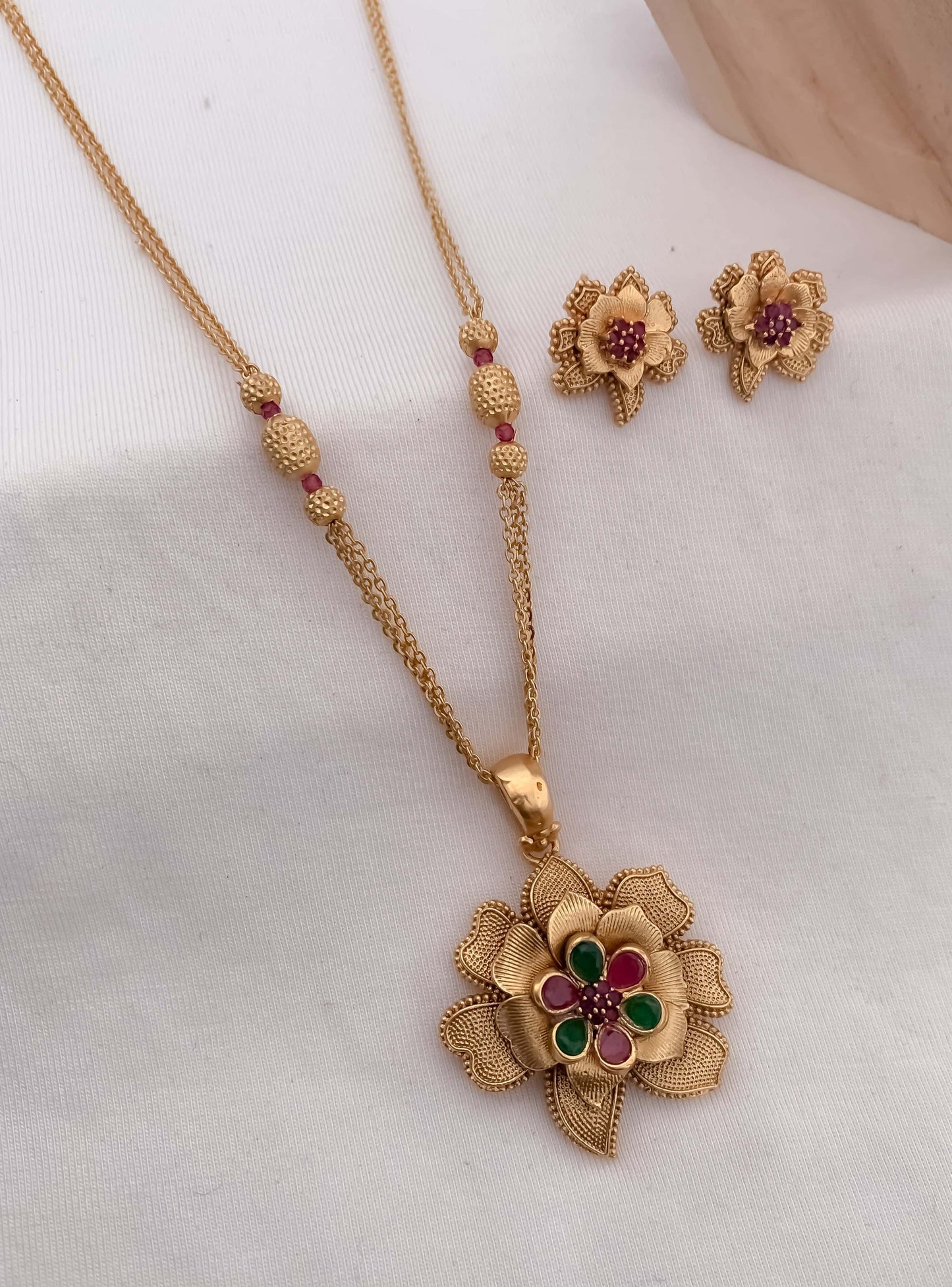 Brass High Gold Pleted Flower Pendant Set - Pendant Set - Belleza Jewels