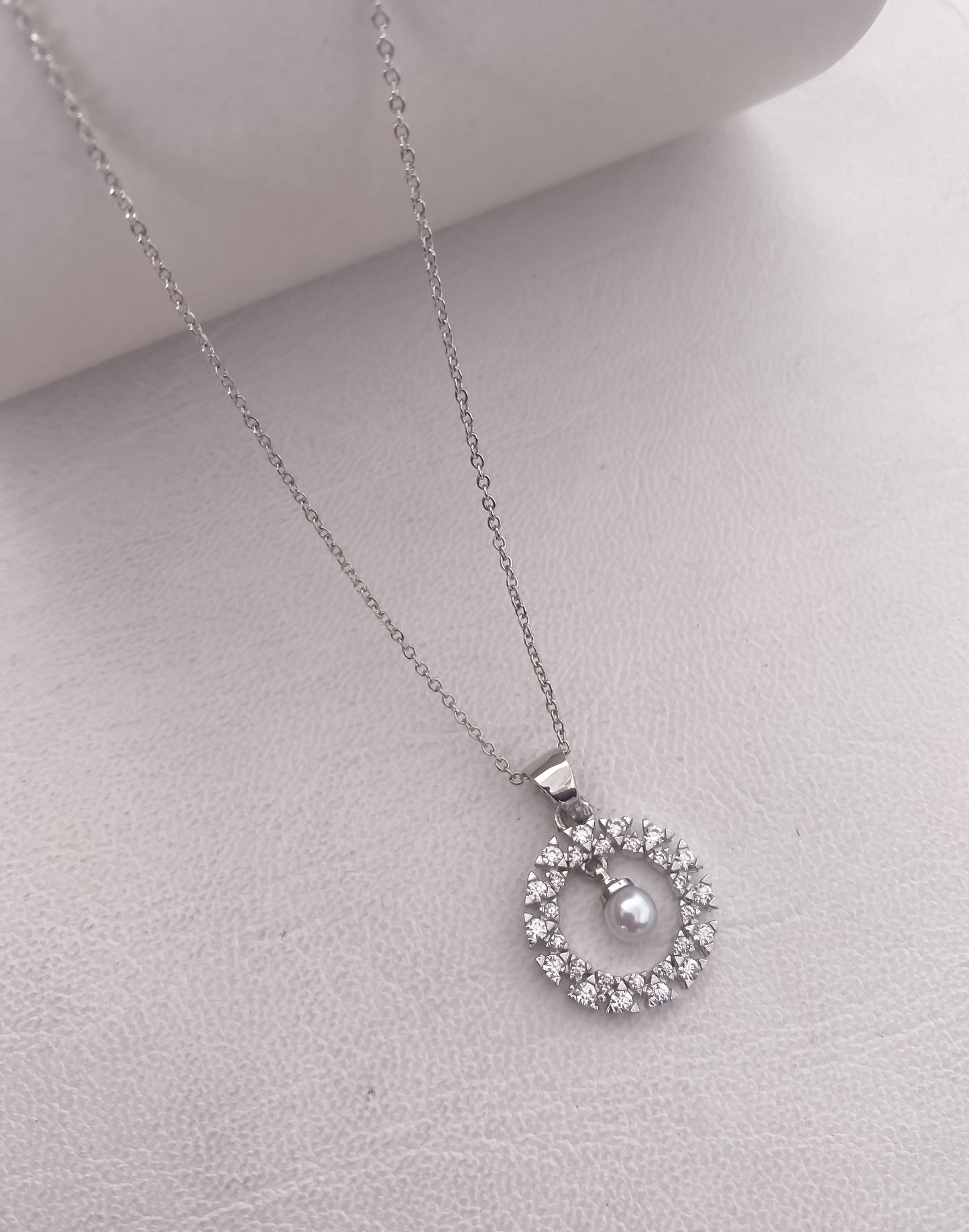American Diamond Silver Rose Gold and Gold Plated Nice Delicate Pendant With Chain - Chain Pendal - Belleza Jewels