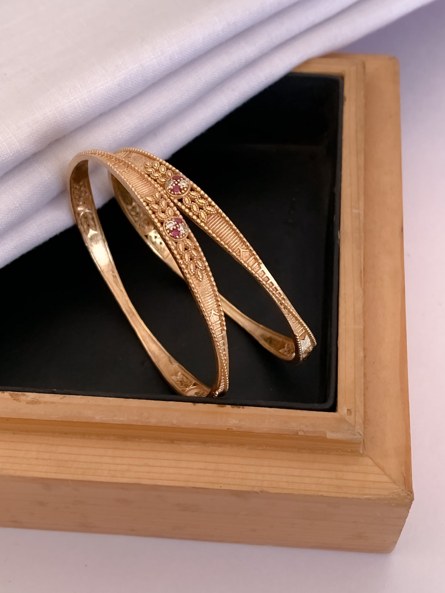 Buy 1 Get 1 Free - Jayshree Bangals (set of 2 ) - Bangles - Belleza Jewels