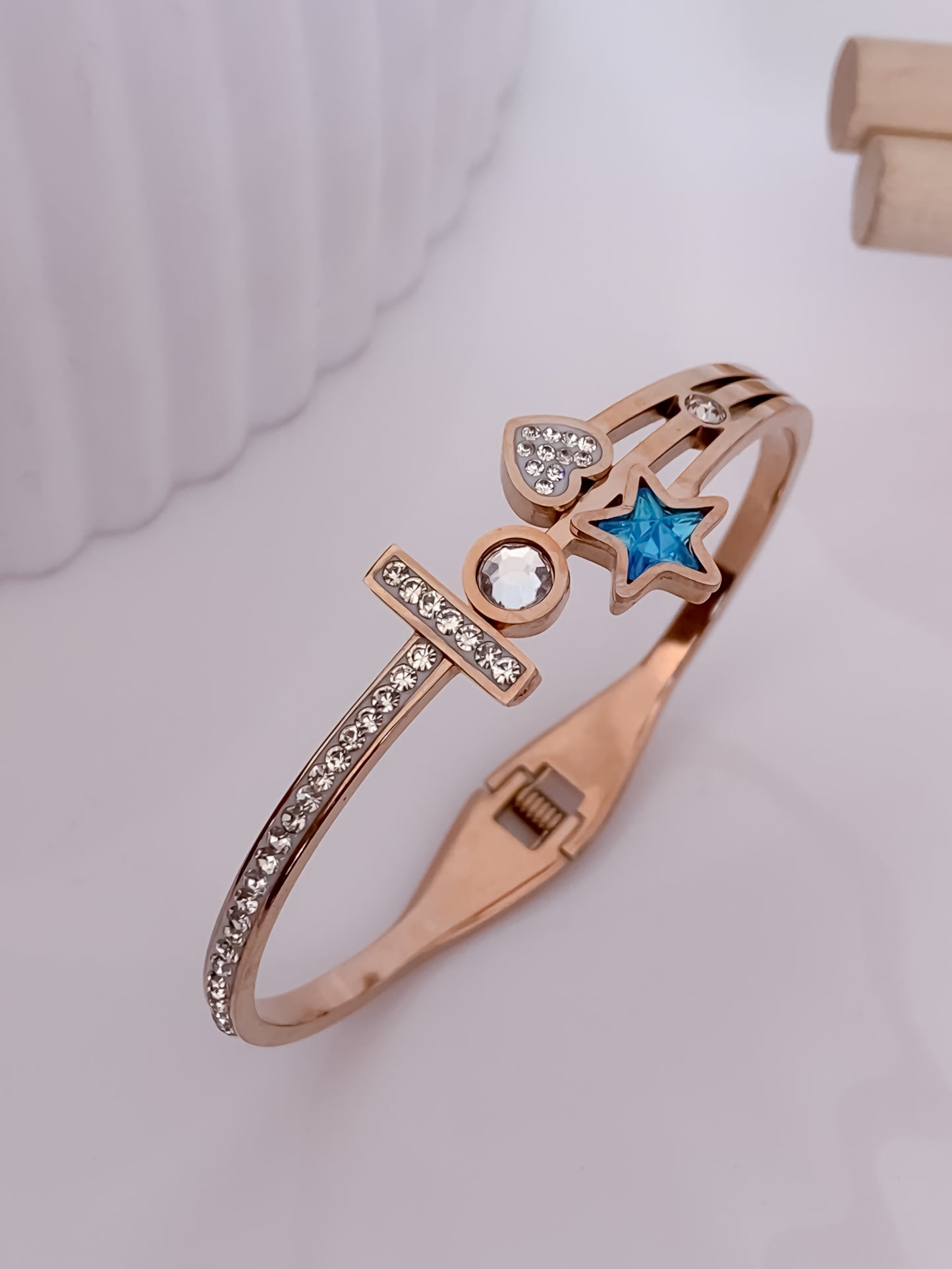 Pavitra Bracelet - Buy 1 Get 1 Free
