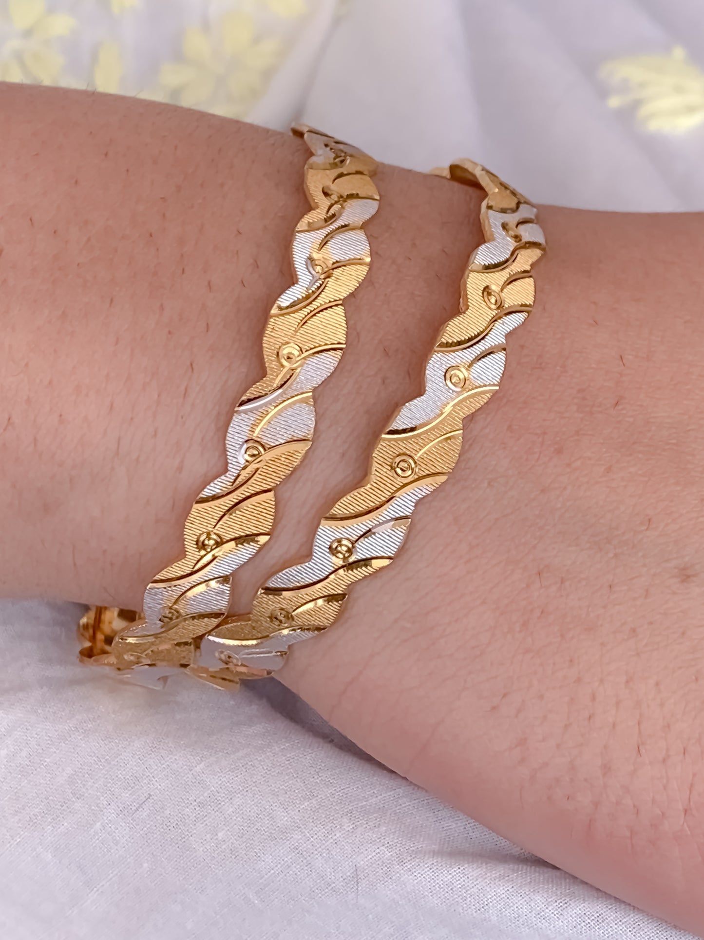 Buy 1 Get 1 Free -Kajal Bangles ( set of 2 )