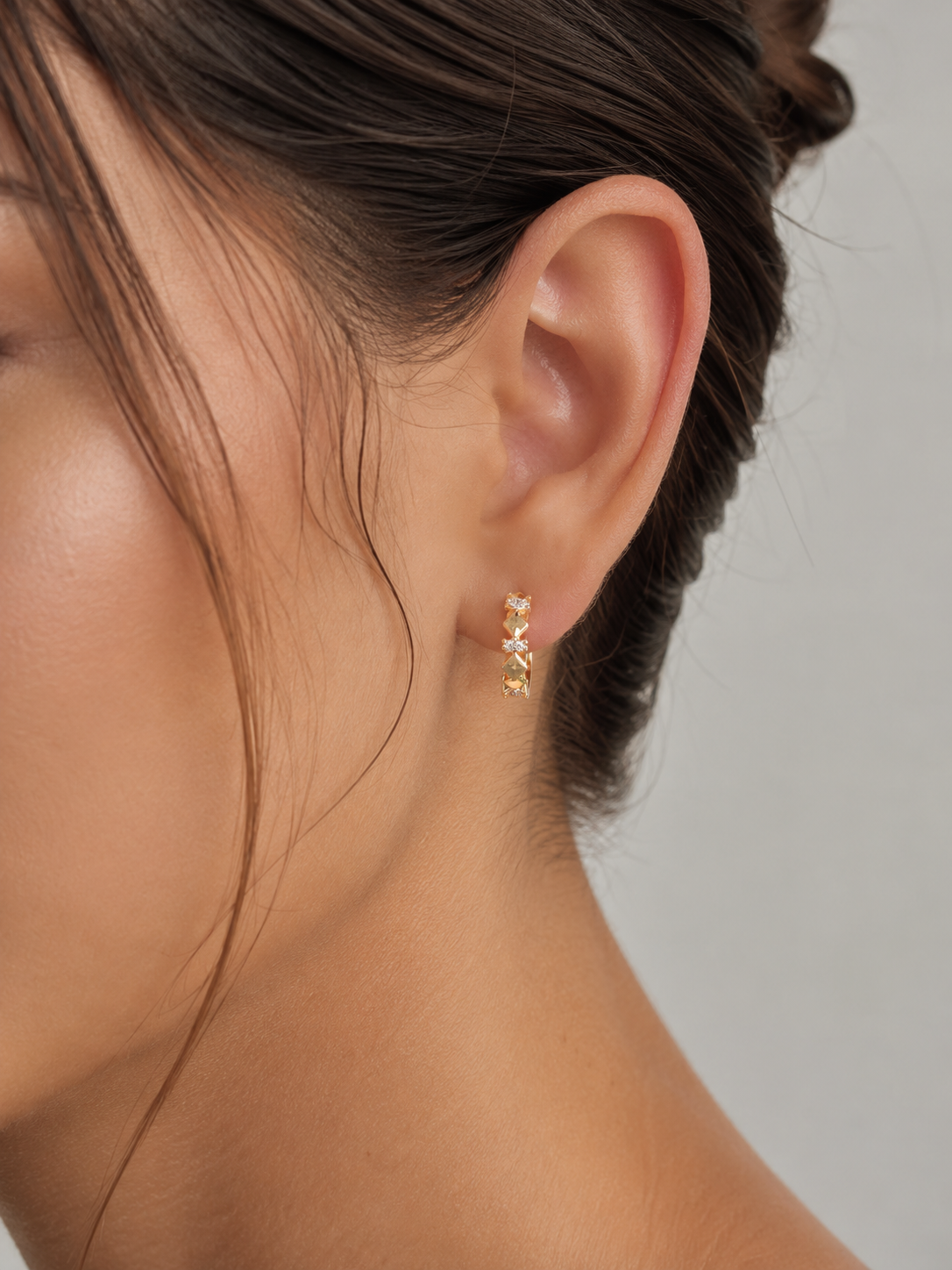 American Diamond Fancy Look Delicate Rose Gold Baali Earring