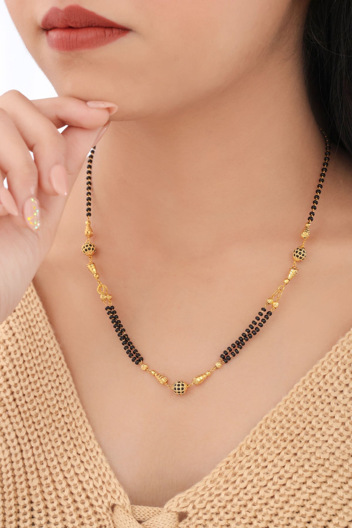 Buy 1 Get 1 Free - Minimal Gold Bead Center Black Beads Mangalsutra - Mangalsutra - Belleza Jewels