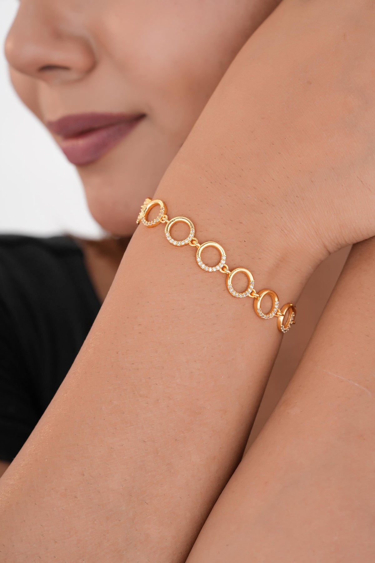 American Diamond Golden Fancy Round shape Bracelet - Bracelet - Belleza Jewels