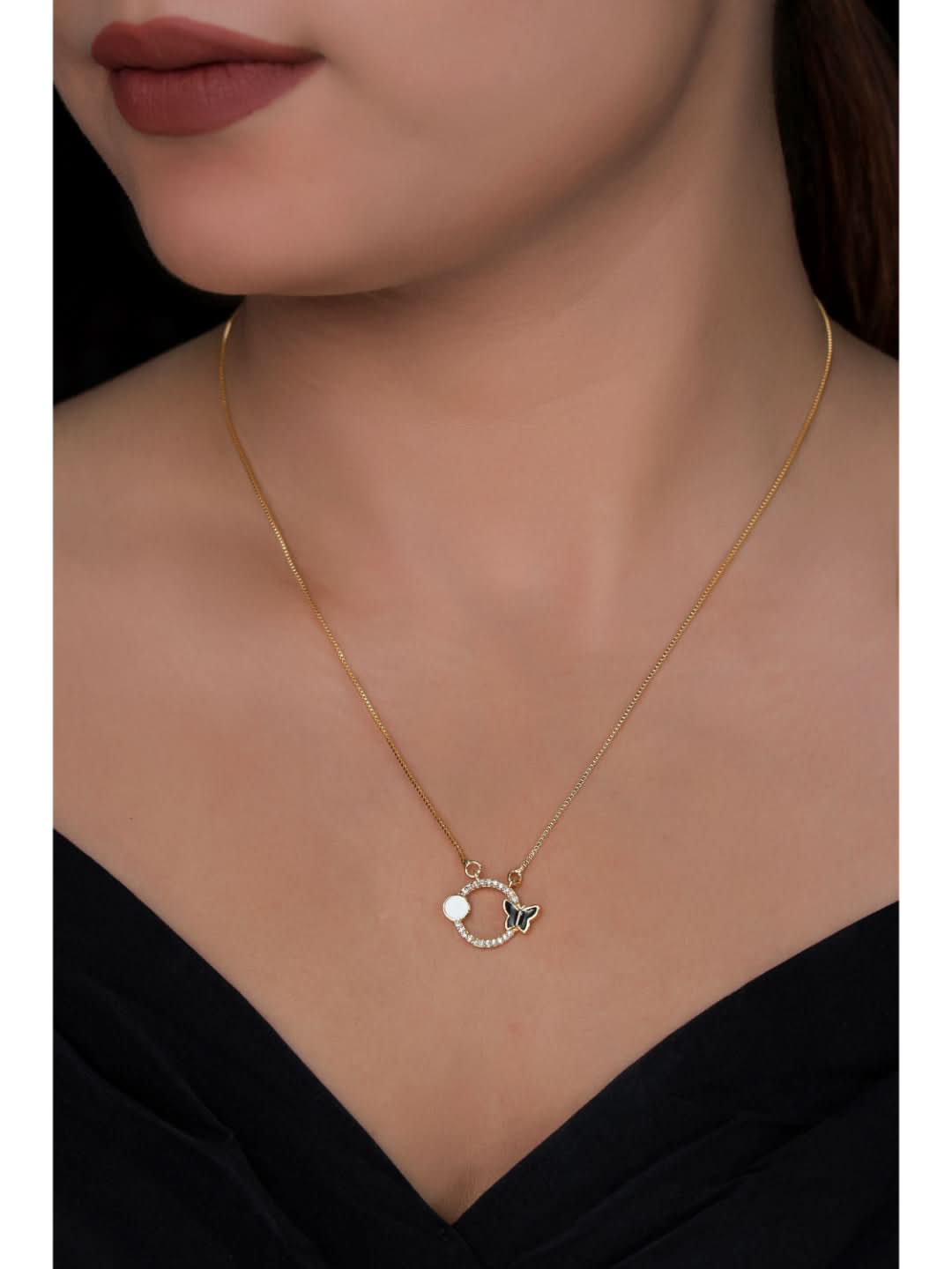 American Diamond Round Gold Plated Fancy Delicate Chain Pendent - Chain Pendant - Belleza Jewels