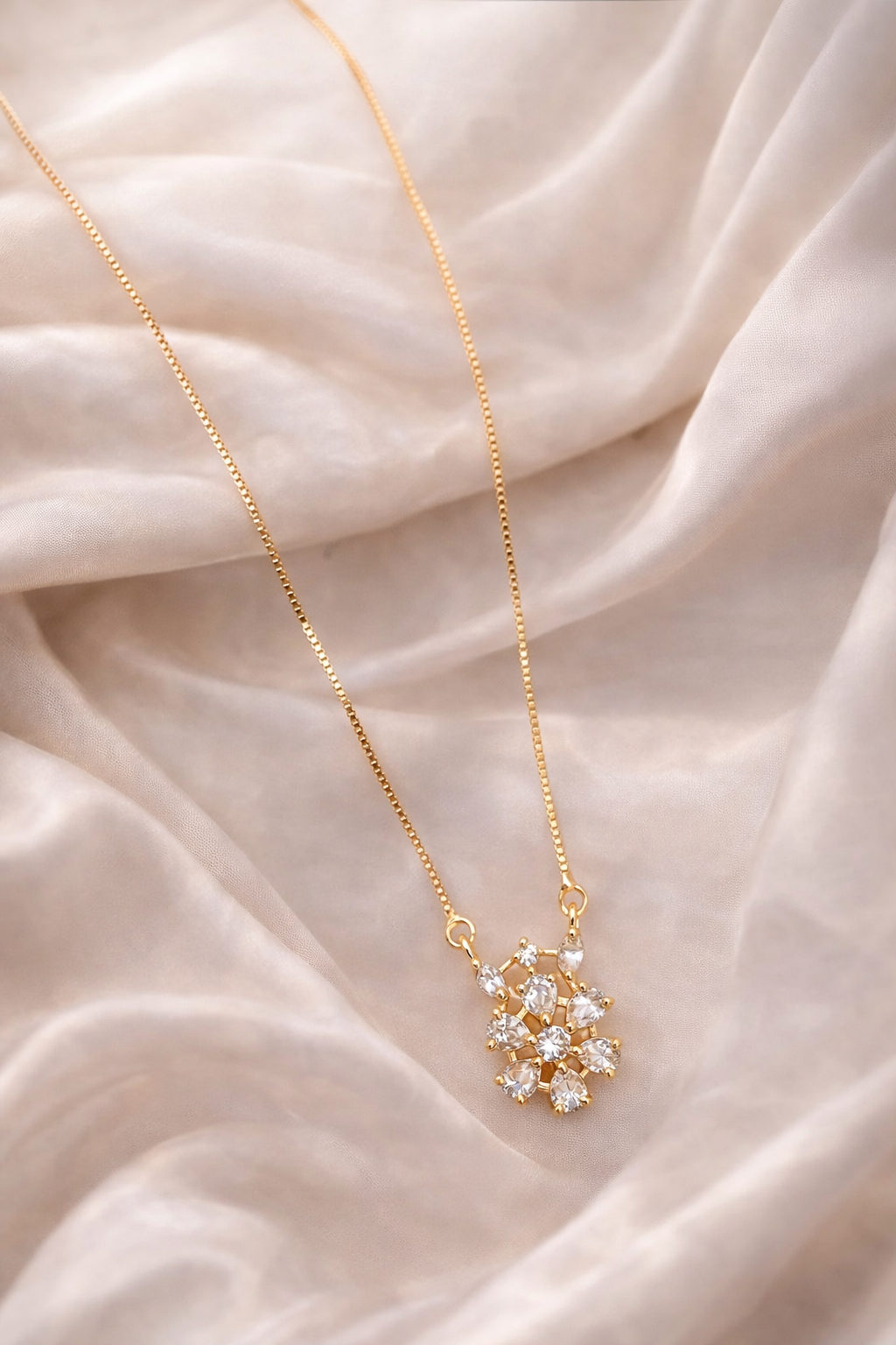 Fancy High Gold Plated Flower Shape Chain Pendant - Chain Pendal - Belleza Jewels