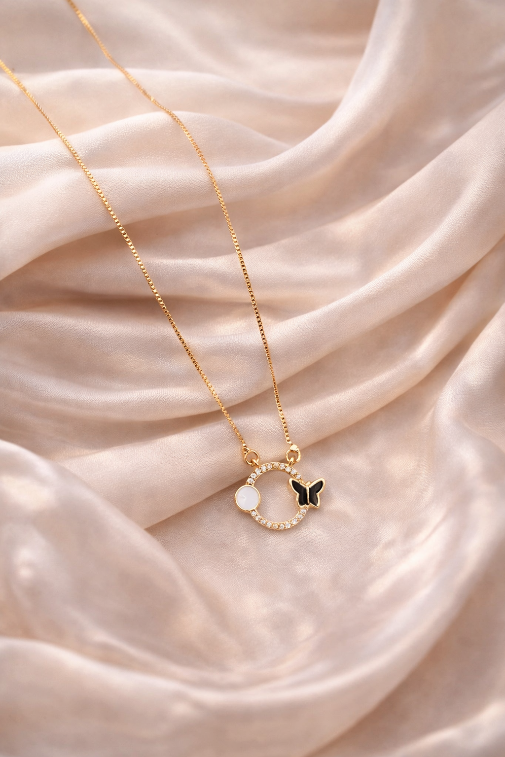 American Diamond Round Gold Plated Fancy Delicate Chain Pendent - Chain Pendant - Belleza Jewels