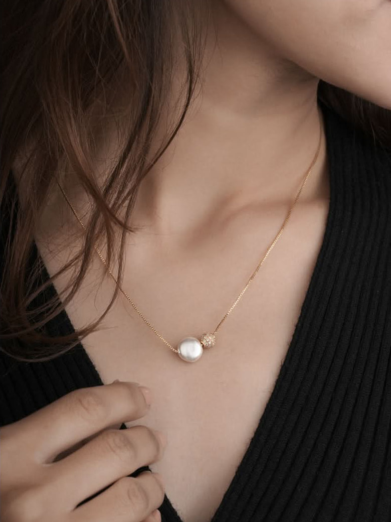 Rose Gold Pearl Accent Minimal Pendant Necklace - Fancy chain - Belleza Jewels