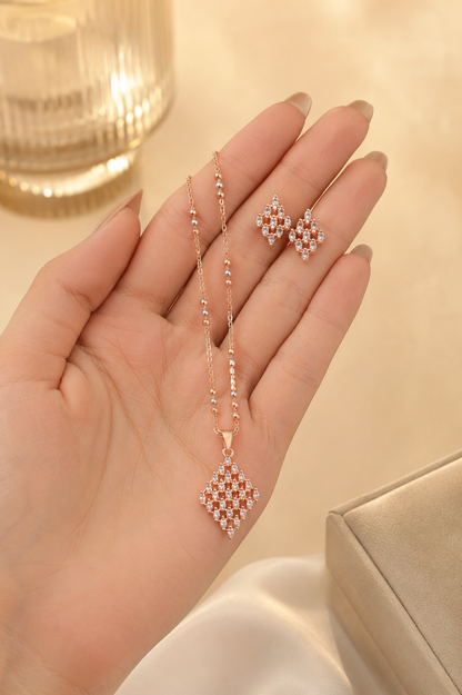 Diamond Pattern Rose Gold Pendant Set