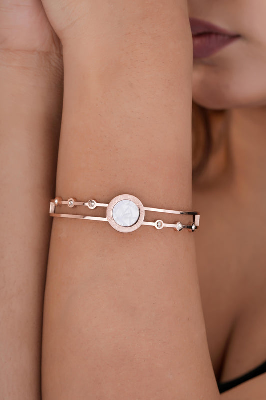 Neeta Bracelet - Buy 1 Get 1 Free