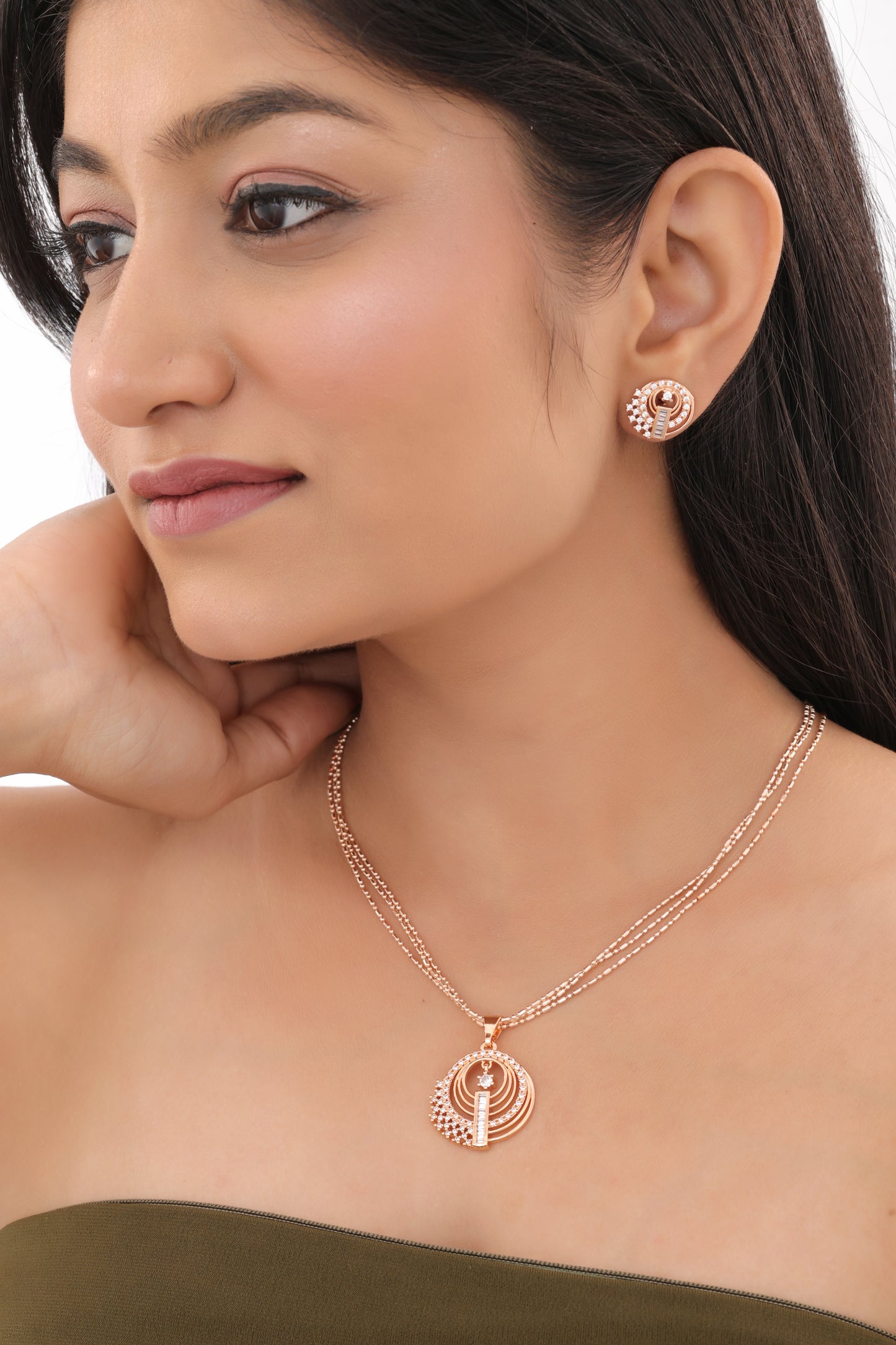 Layered Circle CZ Pendant Necklace