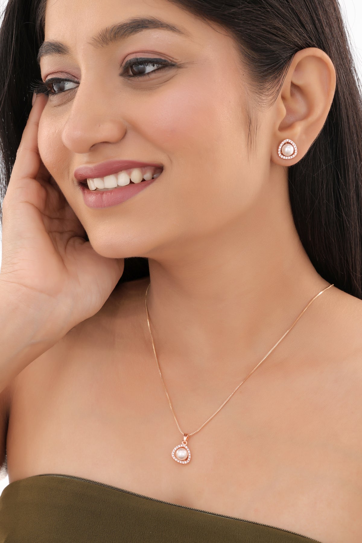 Classic Pearl Halo Pendant Necklace - Pendant Set - Belleza Jewels