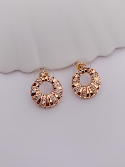 Rose Gold Sunburst Circle Pendant Set