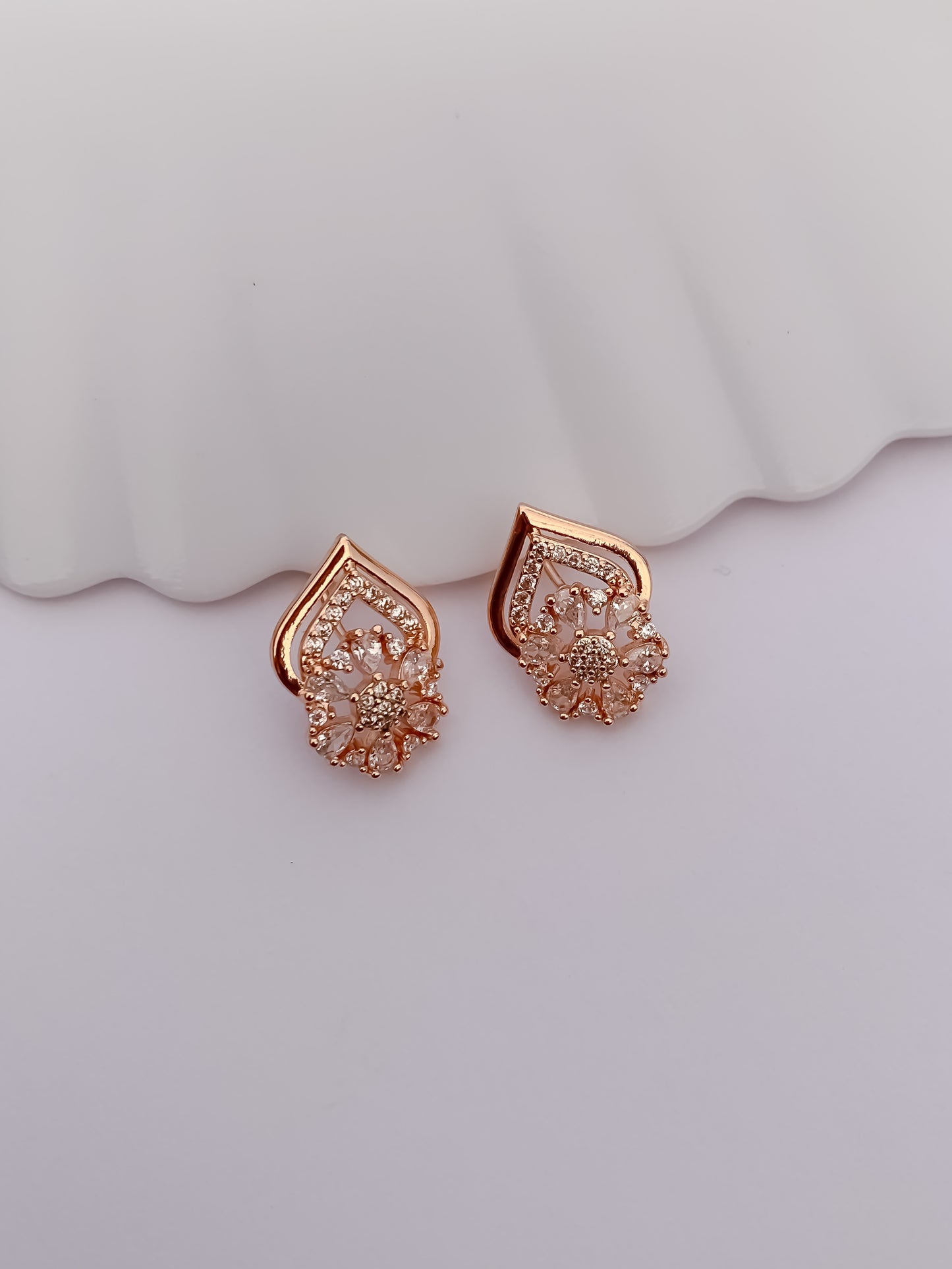 Rose Gold Floral Drop Pendant Set
