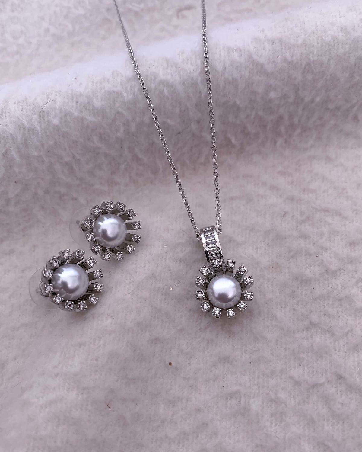 Regal Radiance: The American Diamond Royal Pendant Set by Belezza Jewels - Pendant Set - Belleza Jewels