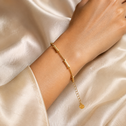Minimal Gold-Tone Bar Link Bracelet - Stainless Steel