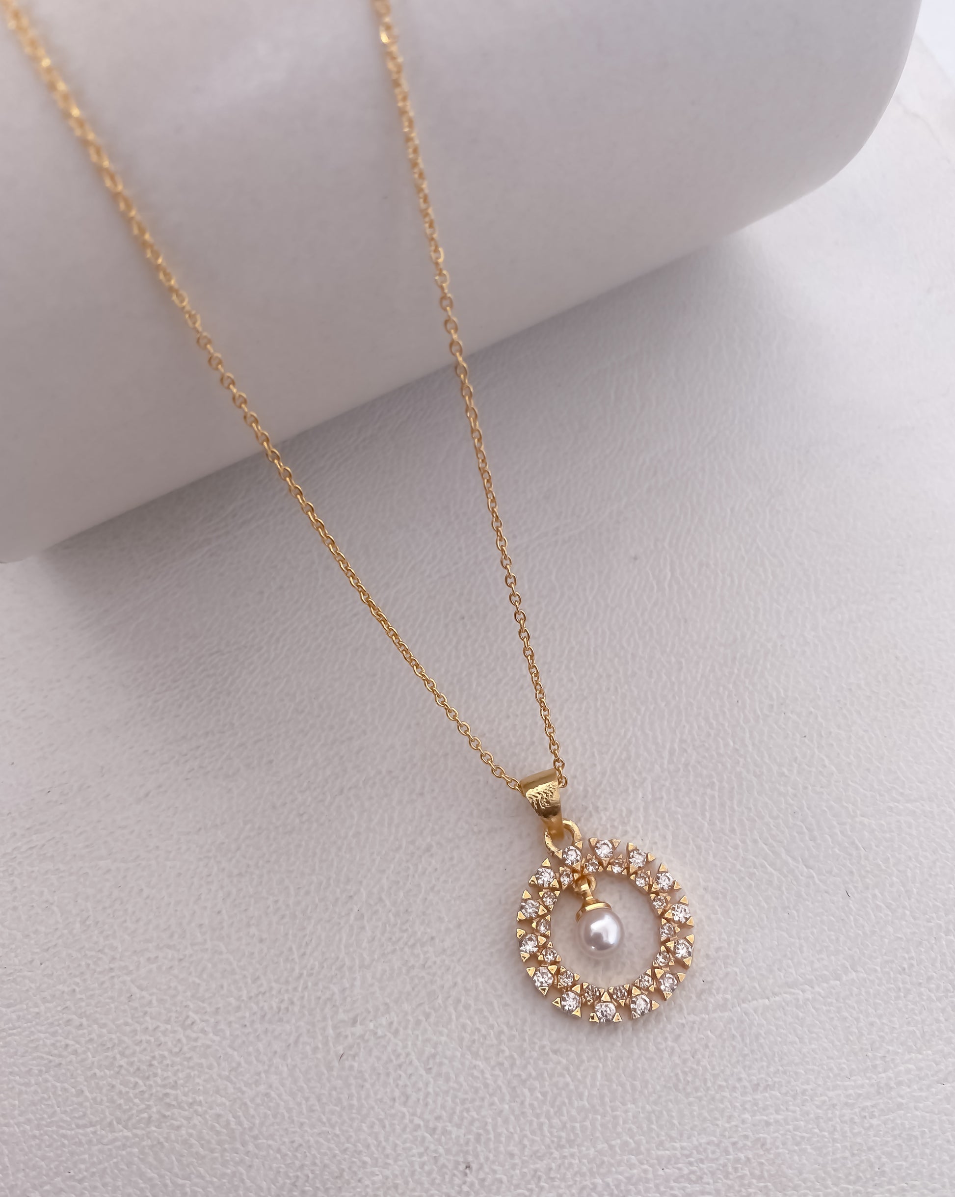 American Diamond Silver Rose Gold and Gold Plated Nice Delicate Pendant With Chain - Chain Pendal - Belleza Jewels