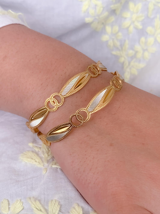 Buy 1 Get 1 Free -Pranali Bangles ( set of 2 )