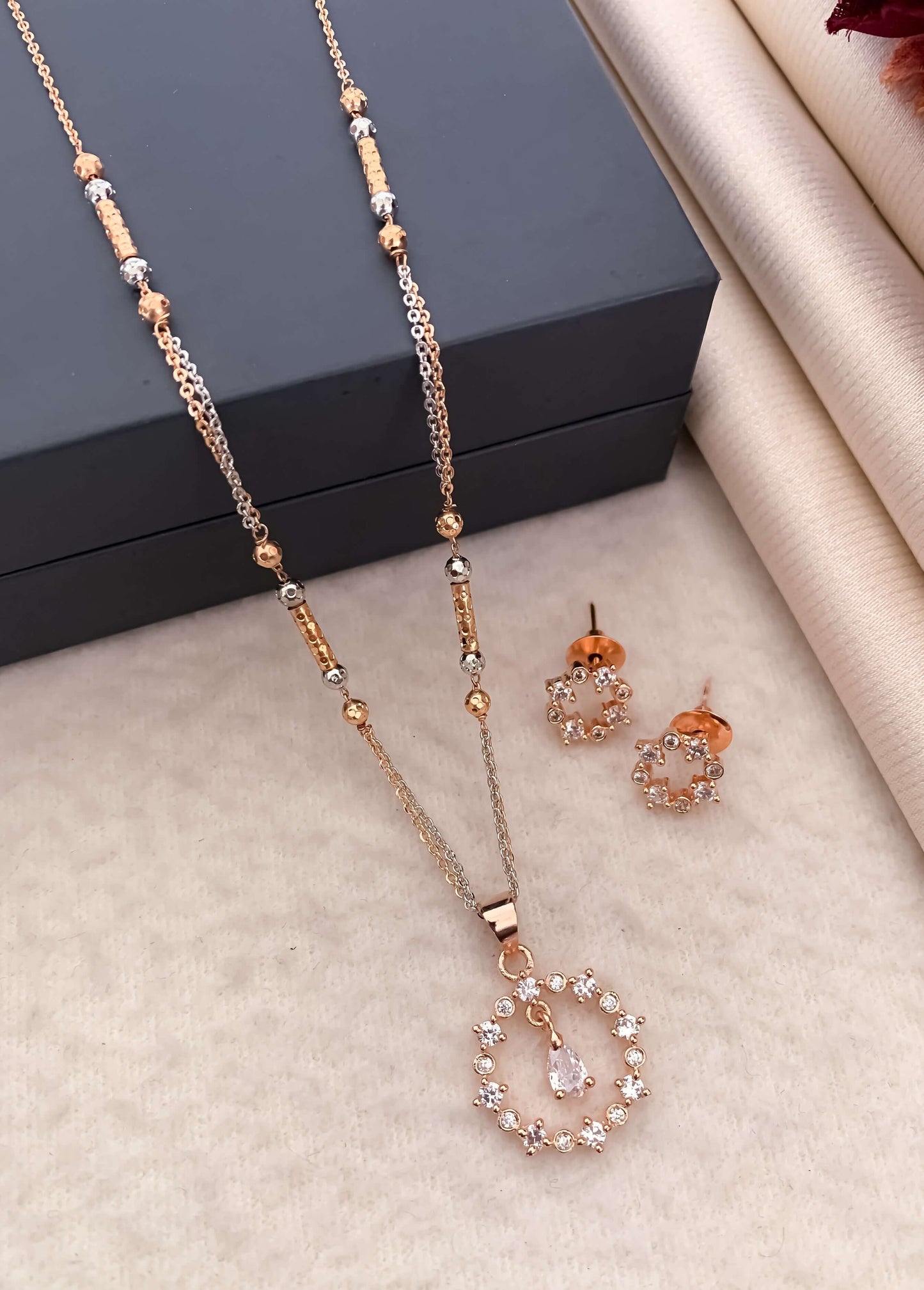 Classy hanging stone design Rose gold circle pendant set