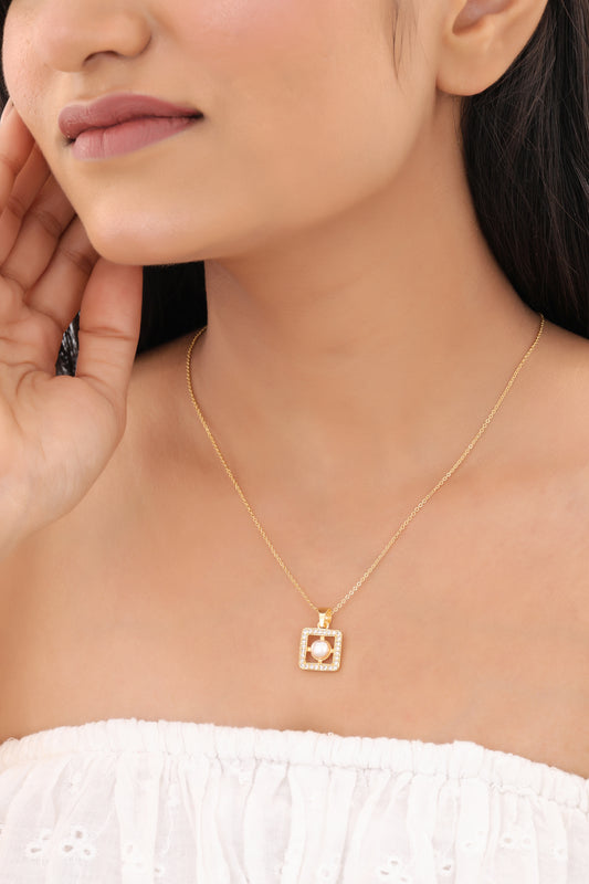 American Diamond Gold Plated Fancy Delicate Chain Pendent Necklace