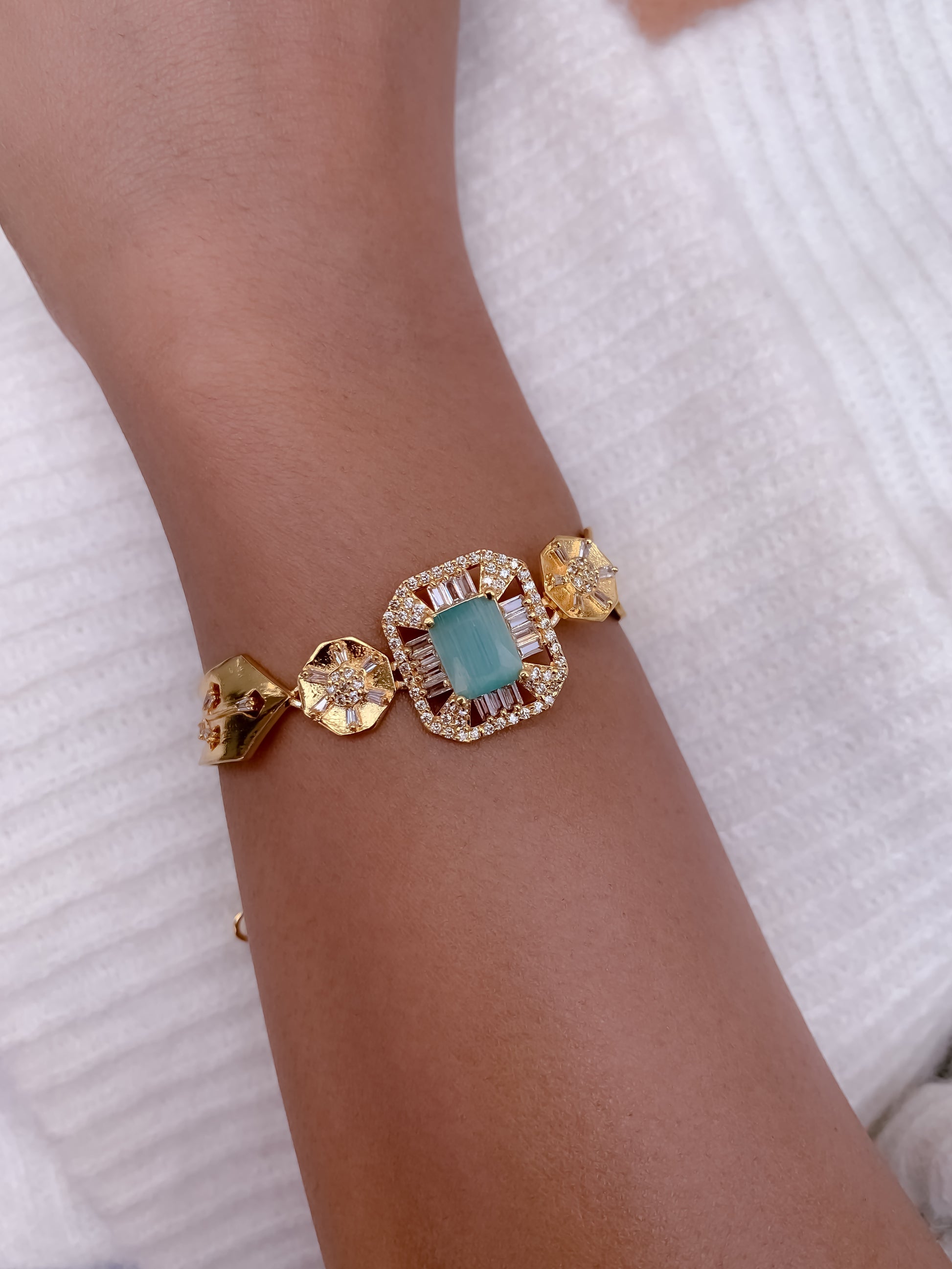 American Diamond High Gold Plated Fancy Colour Bracelet - Bracelet - Belleza Jewels