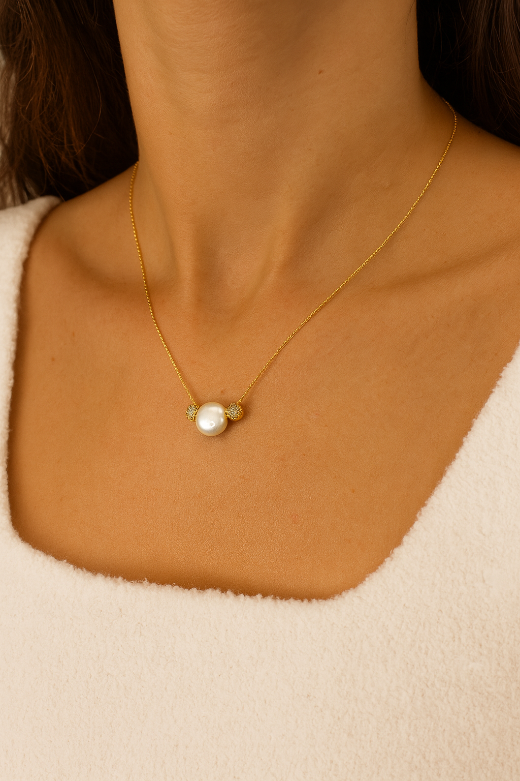 Dual-Tone Pearl Glow Necklace — Minimal Everyday Chain