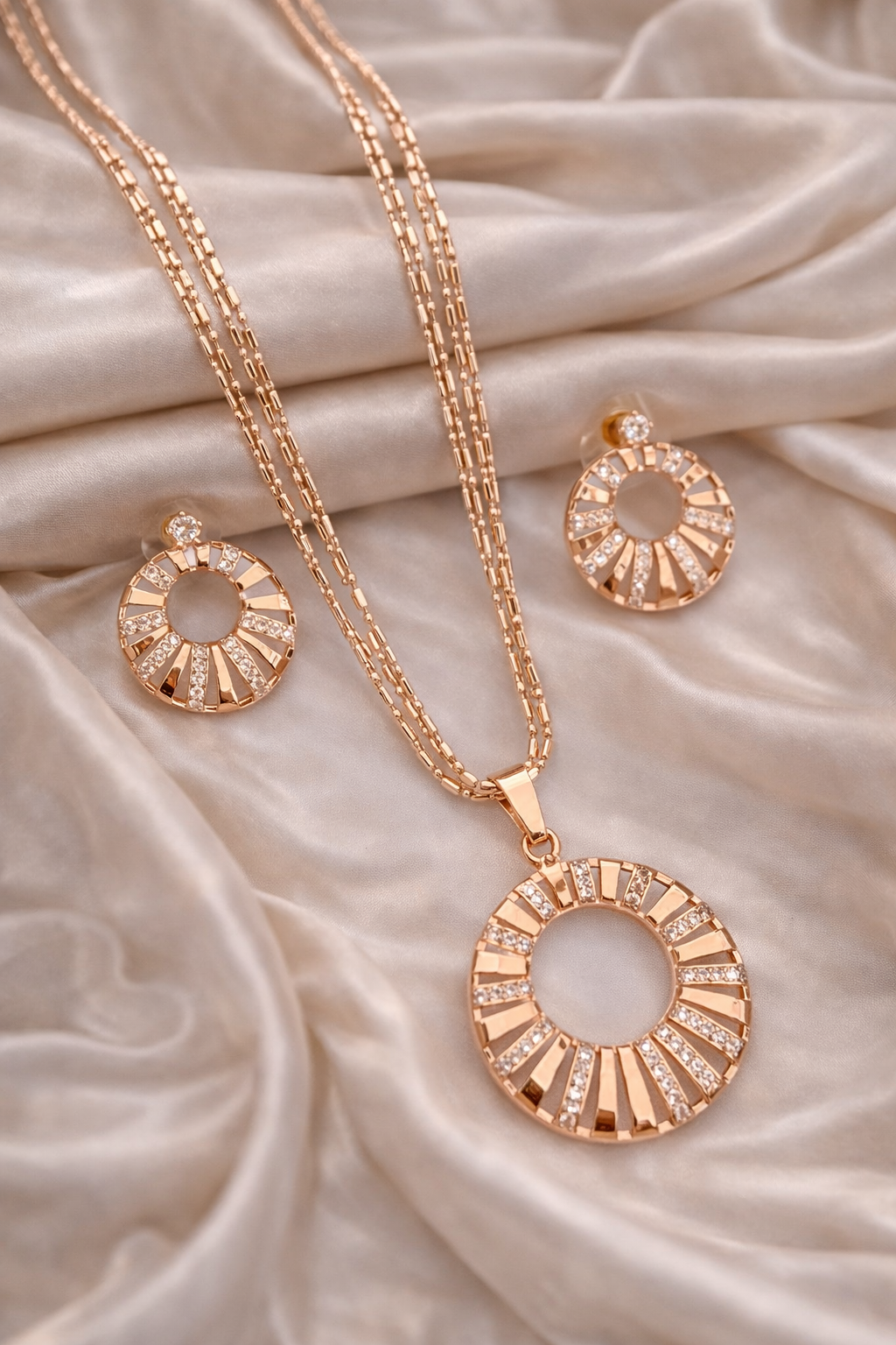 Rose Gold Sunburst Circle Pendant Set - Pendant Set - Belleza Jewels