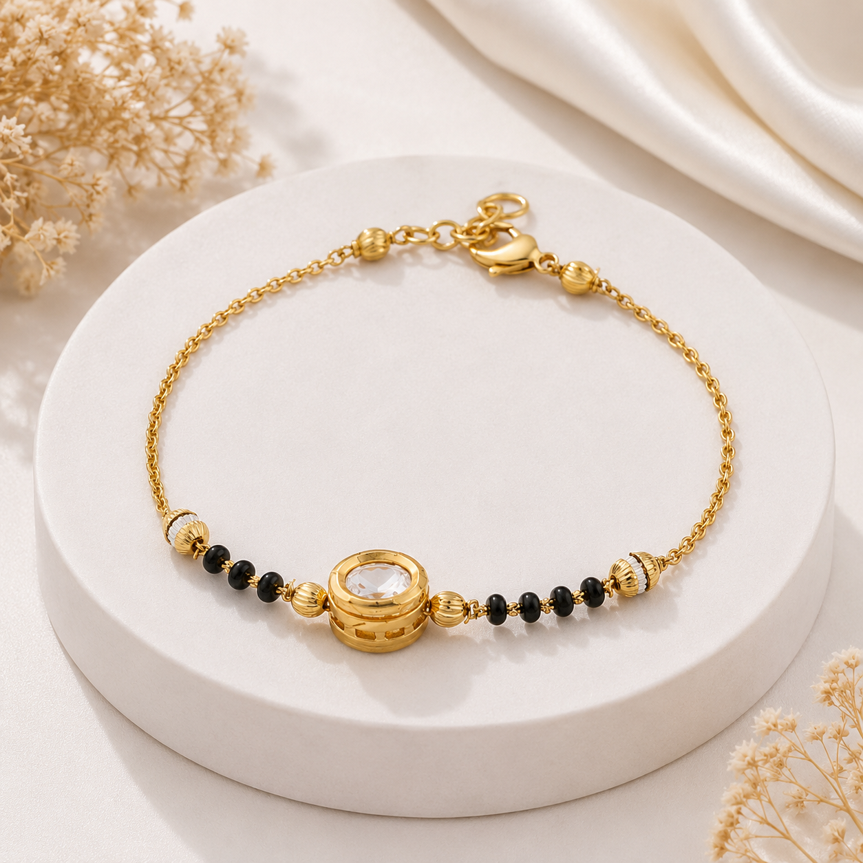Fancy Gold Oval Shape Delicate Hand Mangalsutra