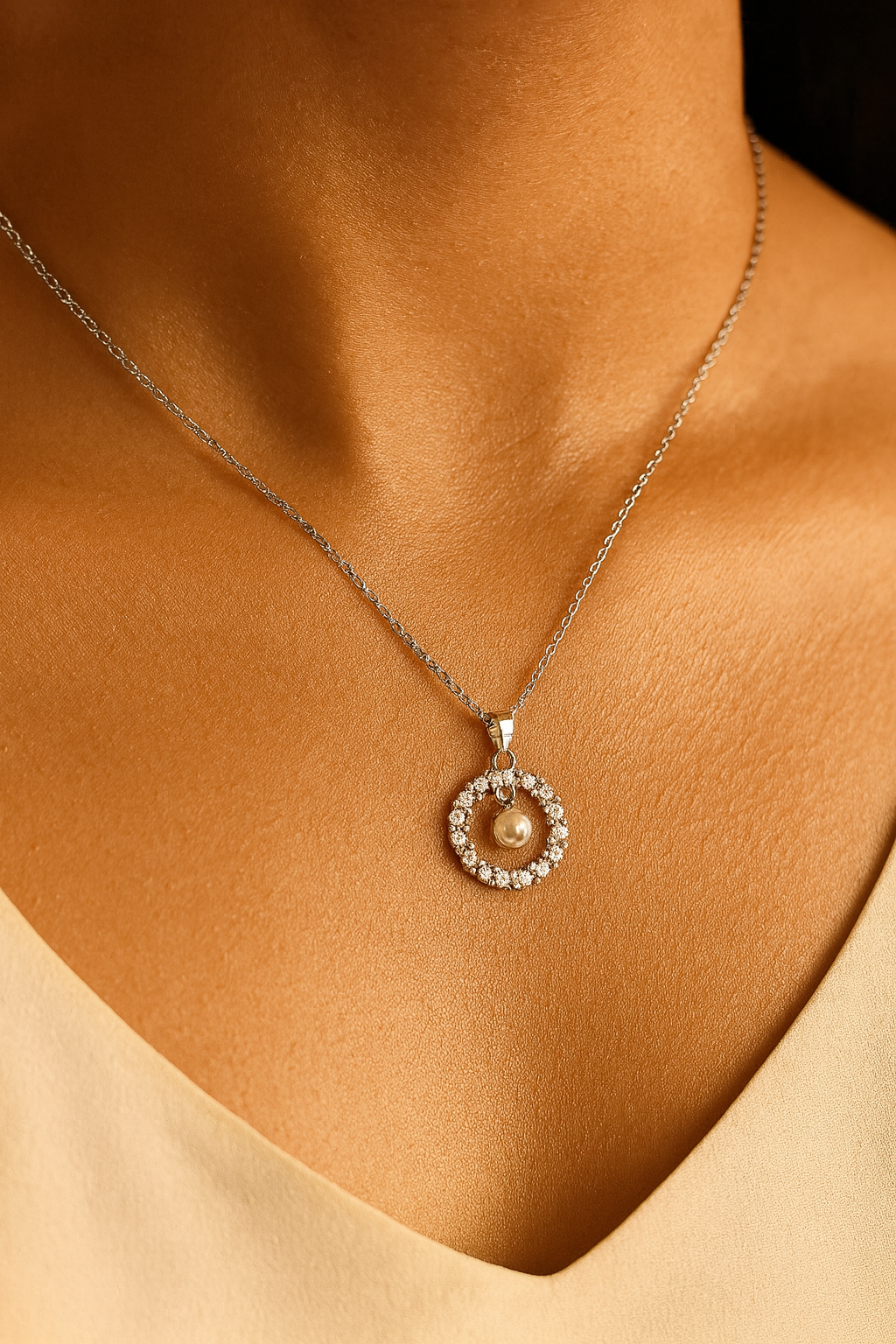 American Diamond Silver Plated Fancy Delicate Chain Pendent Necklace