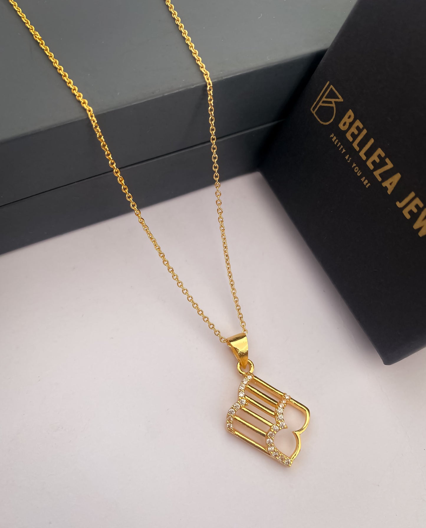 American Diamond Gold Plated Fancy Delicate Chain Pendent Necklace