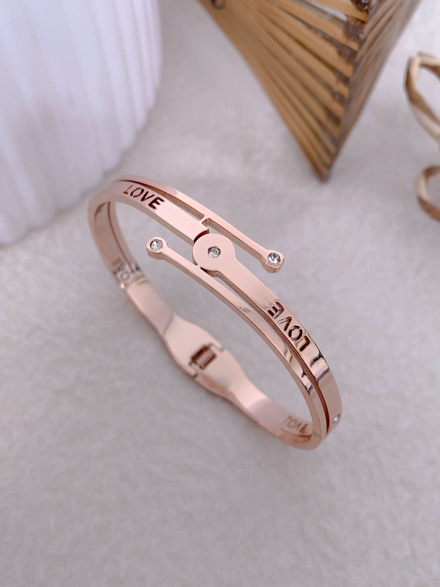 Sara Bracelet - Buy 1 Get 1 Free.