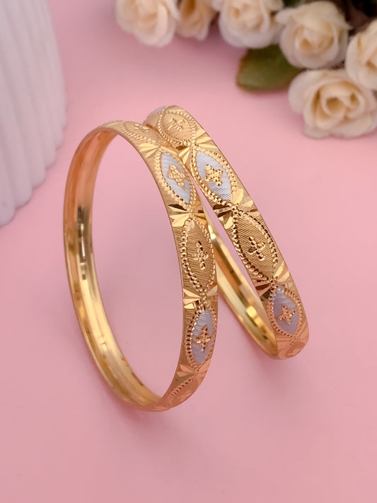 Buy 1 Get 1 Free -Isha Bangals ( set of 2 )