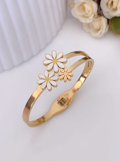 Nidhi Bracelet - Buy 1 Get 1 Free