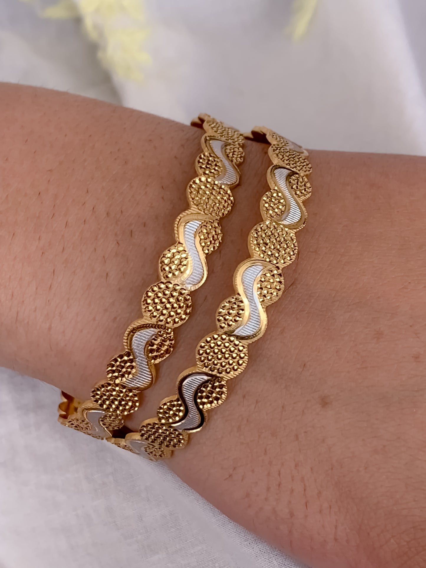 Buy 1 Get 1 Free -Anupama Bangles ( set of 2 )