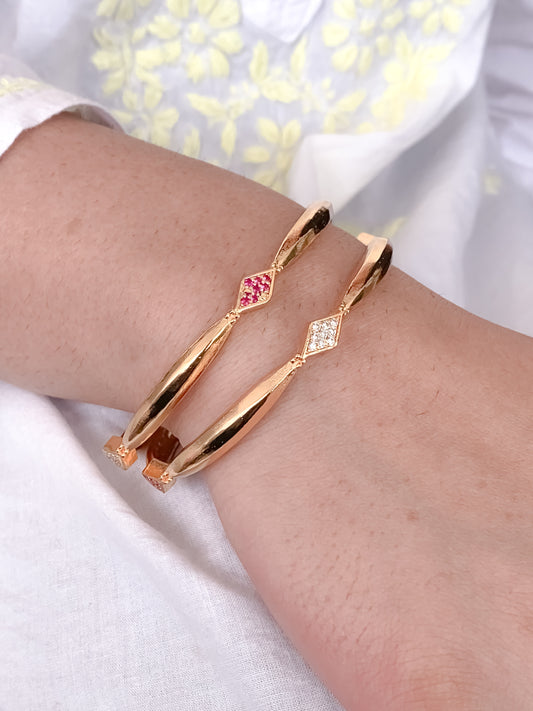 Fancy High Gold Delicate Bangles (Set of 2)