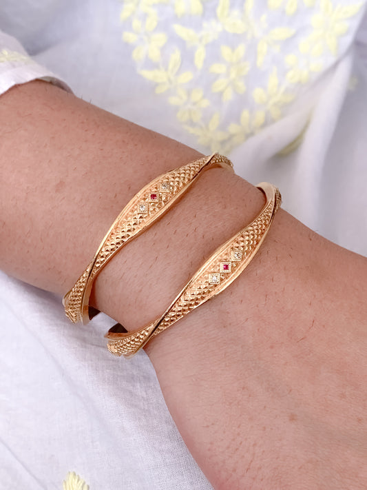 Buy 1 Get 1 Free - Shivangi Bangles(set of 2 )