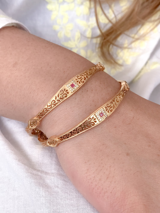Buy 1 Get 1 Free - Gayatri Bangles(set of 2 )