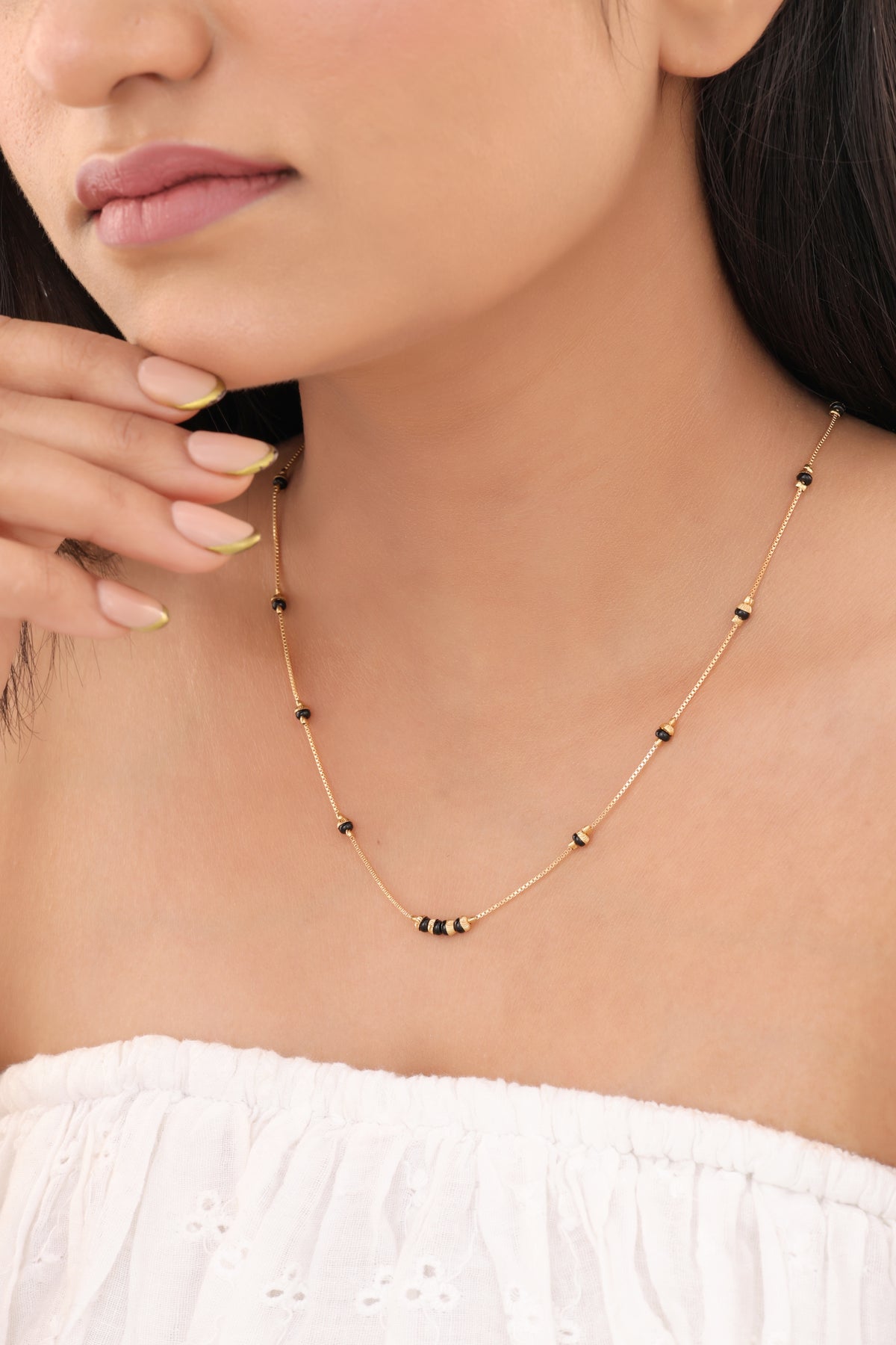 Buy 1 Get 1 Free - Slim Black Bead Minimal Mangalsutra - Mangalsutra - Belleza Jewels