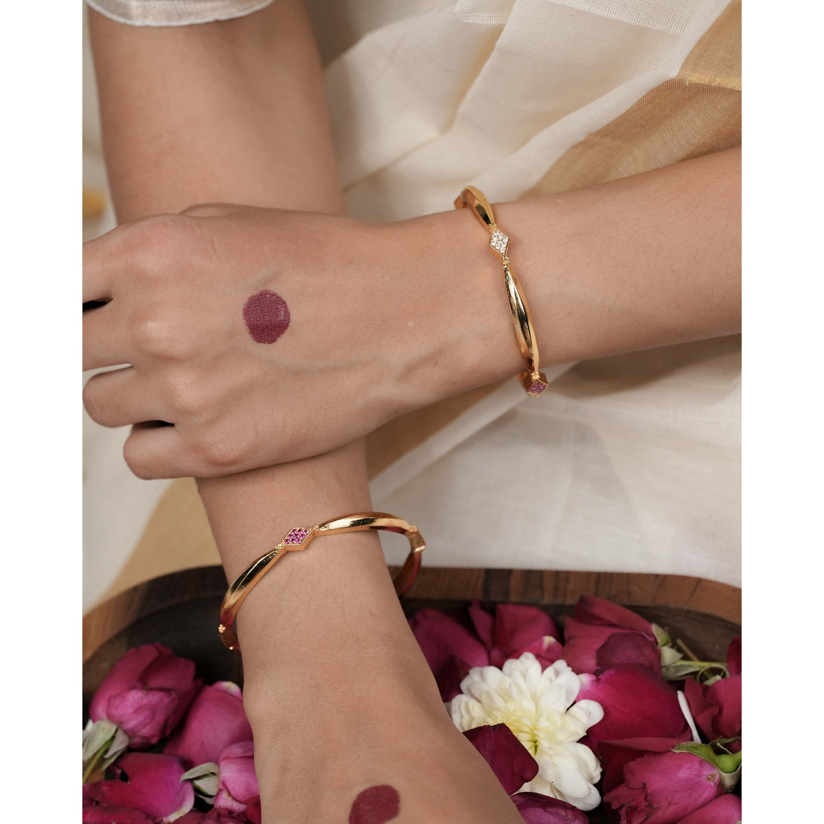 Fancy High Gold Delicate Bangles (Set of 2) - Bangles - Belleza Jewels