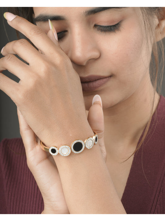Charvi Bracelet - Buy 1 Get 1 Free