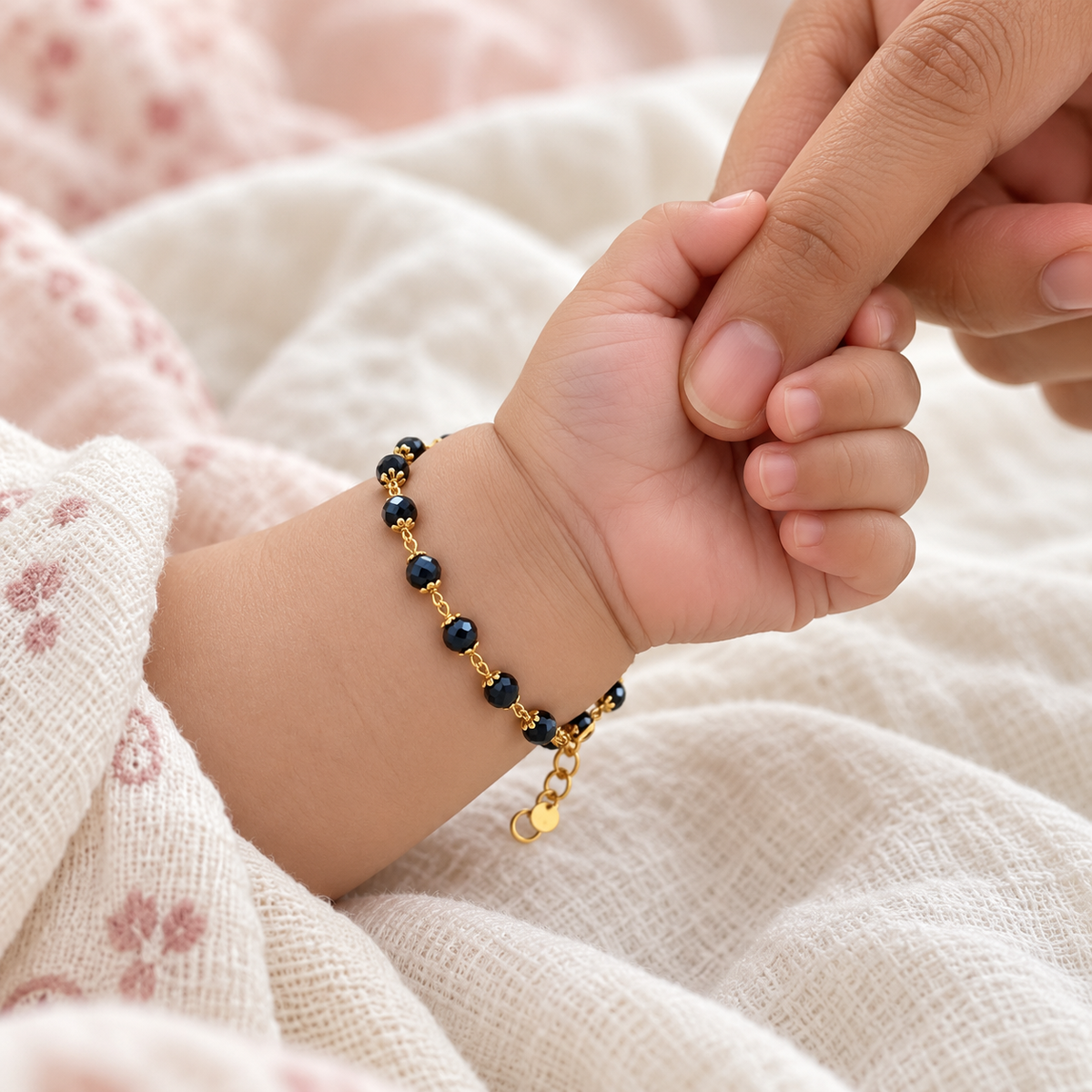 Crystal High Gold with Elegant Gold-Tone Nazariya Bracelet