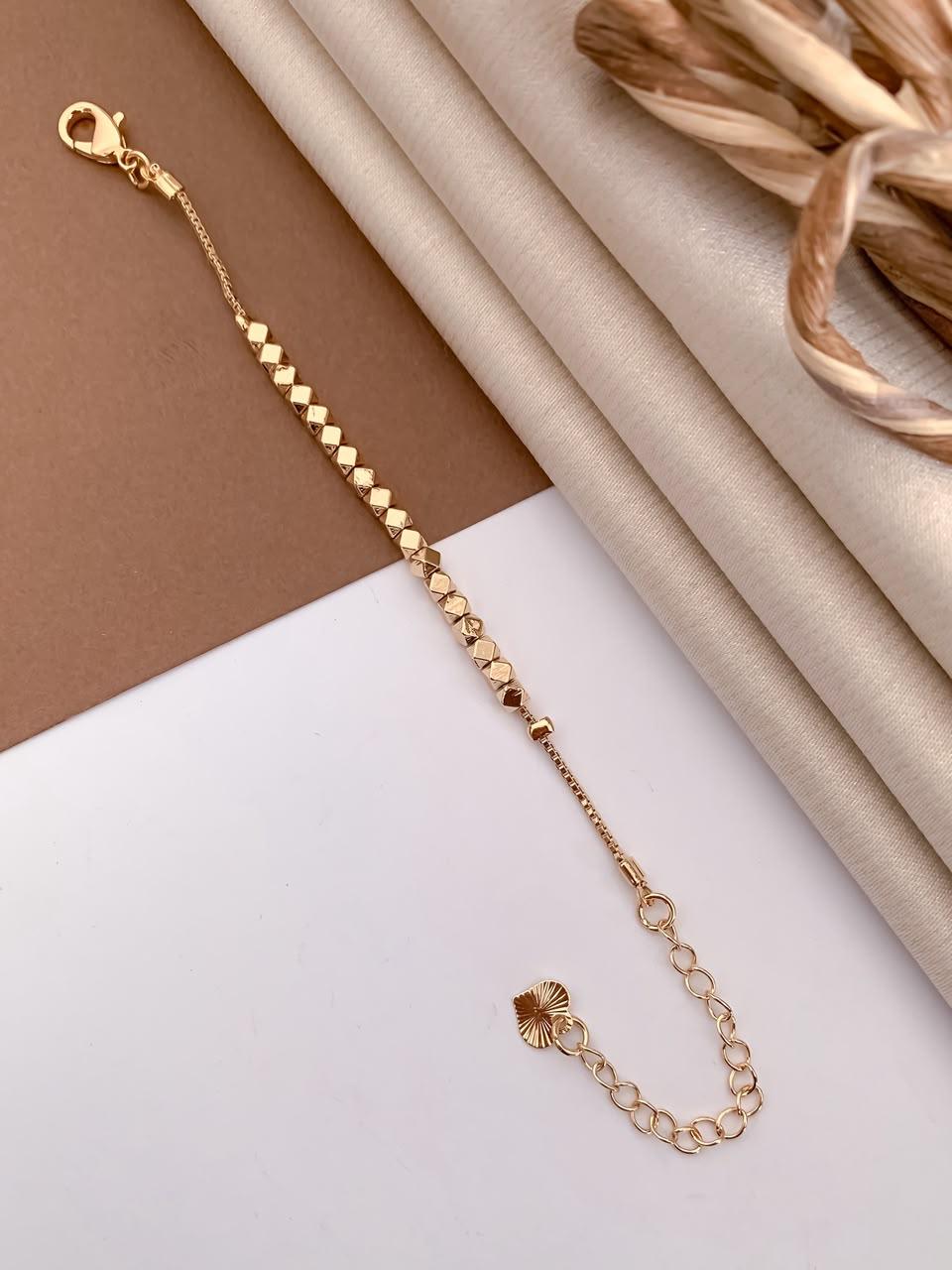 Golden Diamond-Cut Bead Bracelet