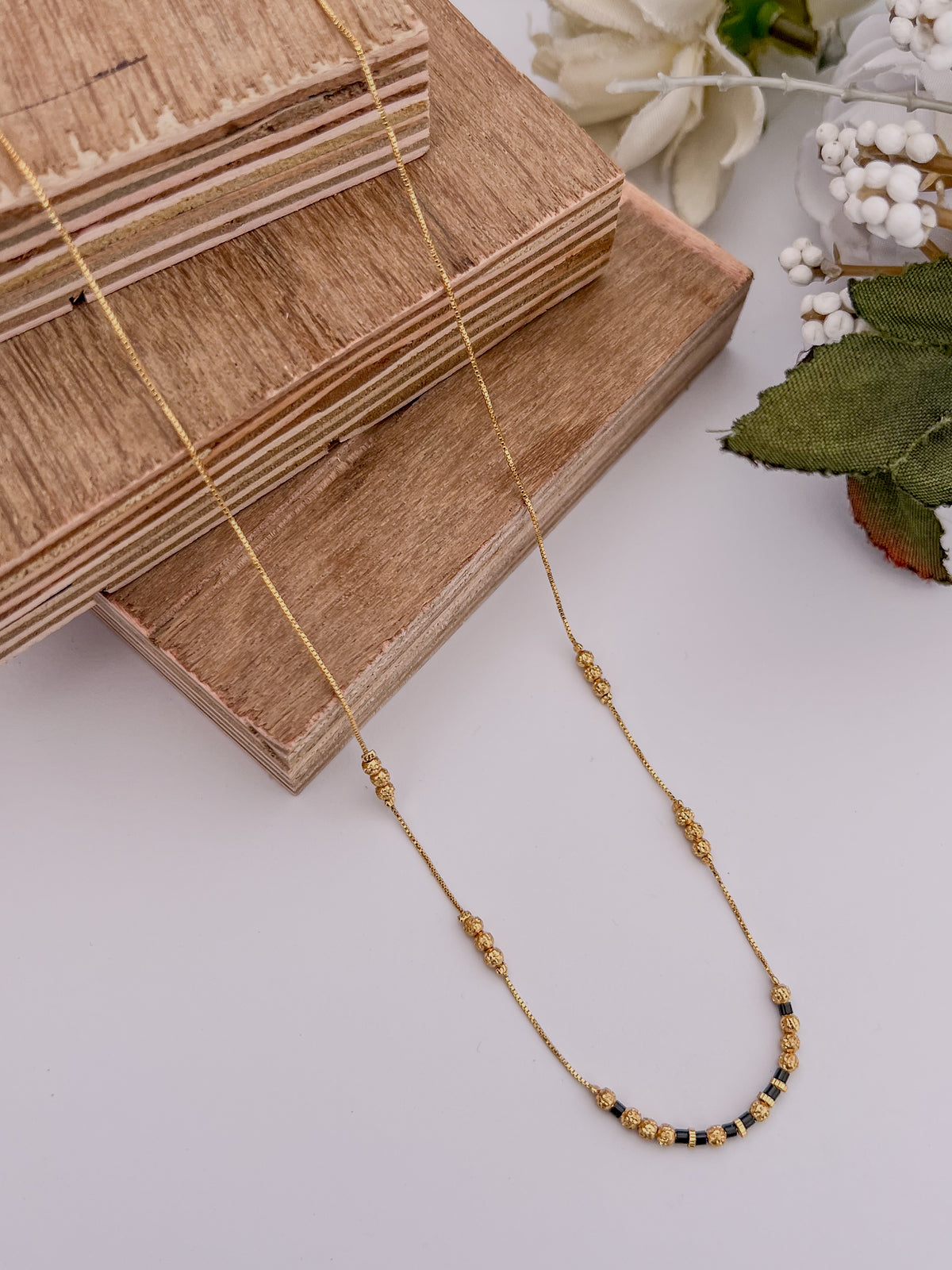 Minimal Black Bead Mangalsutra with Textured Gold Beads