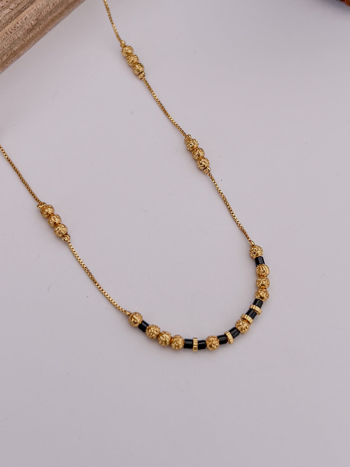 Minimal Black Bead Mangalsutra with Textured Gold Beads