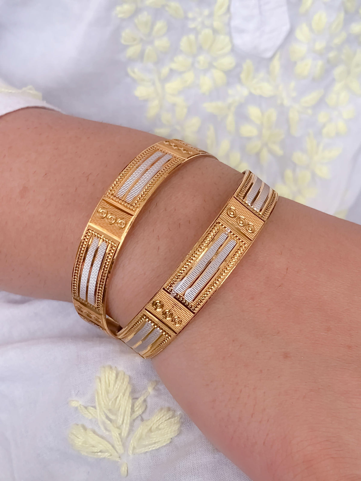 Buy 1 Get 1 Free -Zankhi Bangles ( set of 2 ) - Bangles - Belleza Jewels