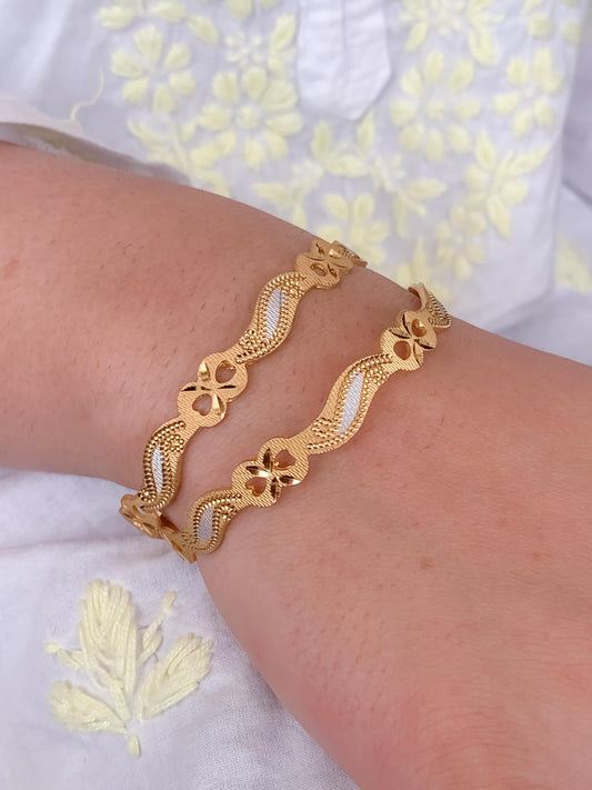 Buy 1 Get 1 Free -Manita Bangles( set of 2 )